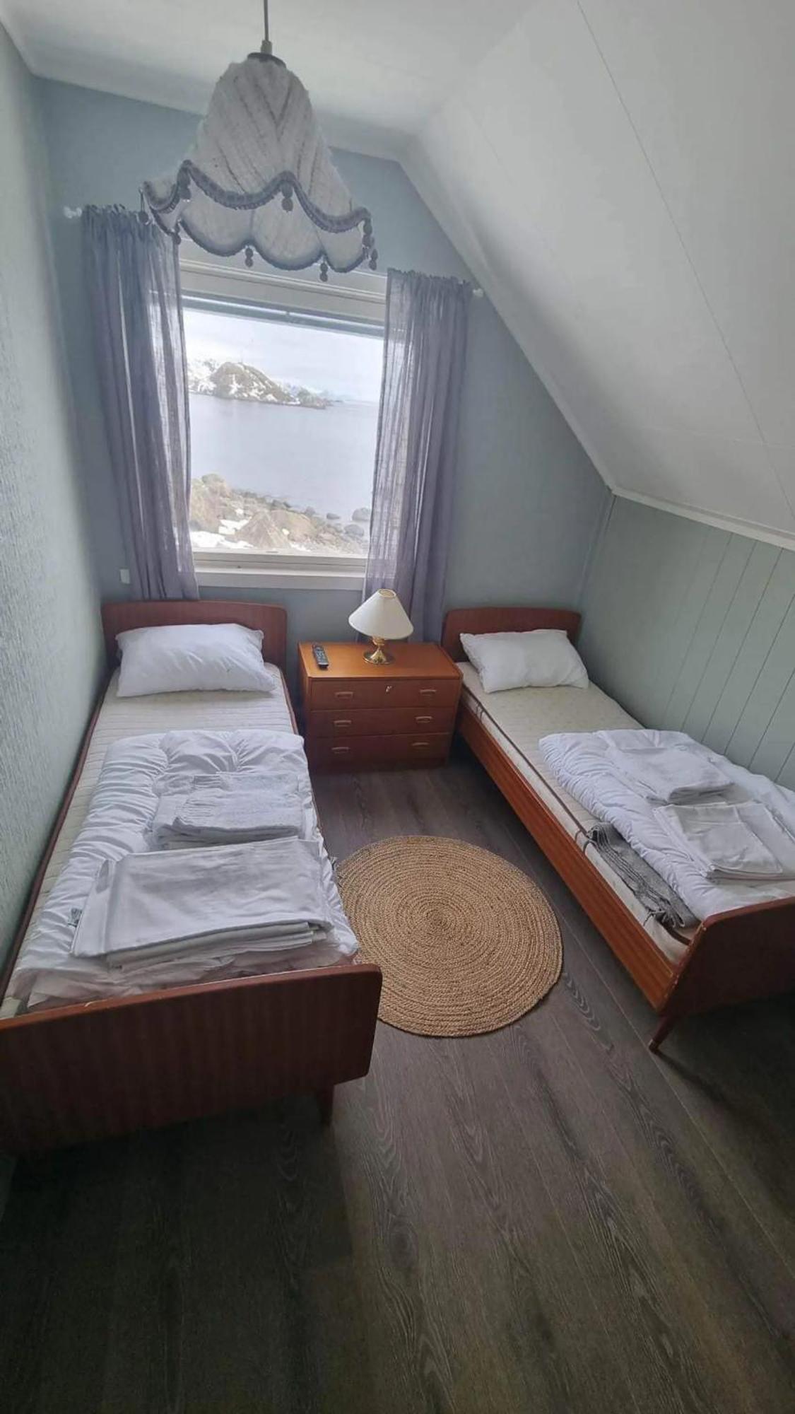 House By The Sea Reine, Lofoten 외부 사진